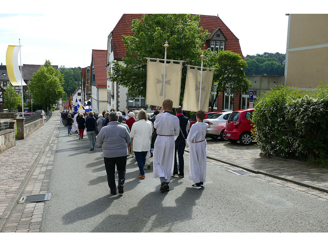 Bittprozession an Christi Himmelfahrt (Foto: Karl-Franz Thiede)